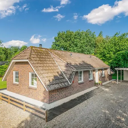 Prázdninový dům Prohor - 10-5km From The Sea By Interhome