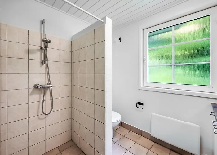 Prázdninový dům Prohor - 10-5km From The Sea By Interhome *